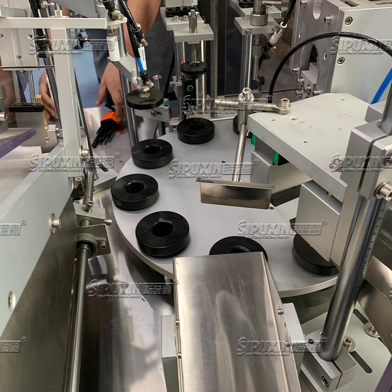 China Manufacturer Semi Automatic Ultrasonic ToothpasteTube Filling Sealing Machine