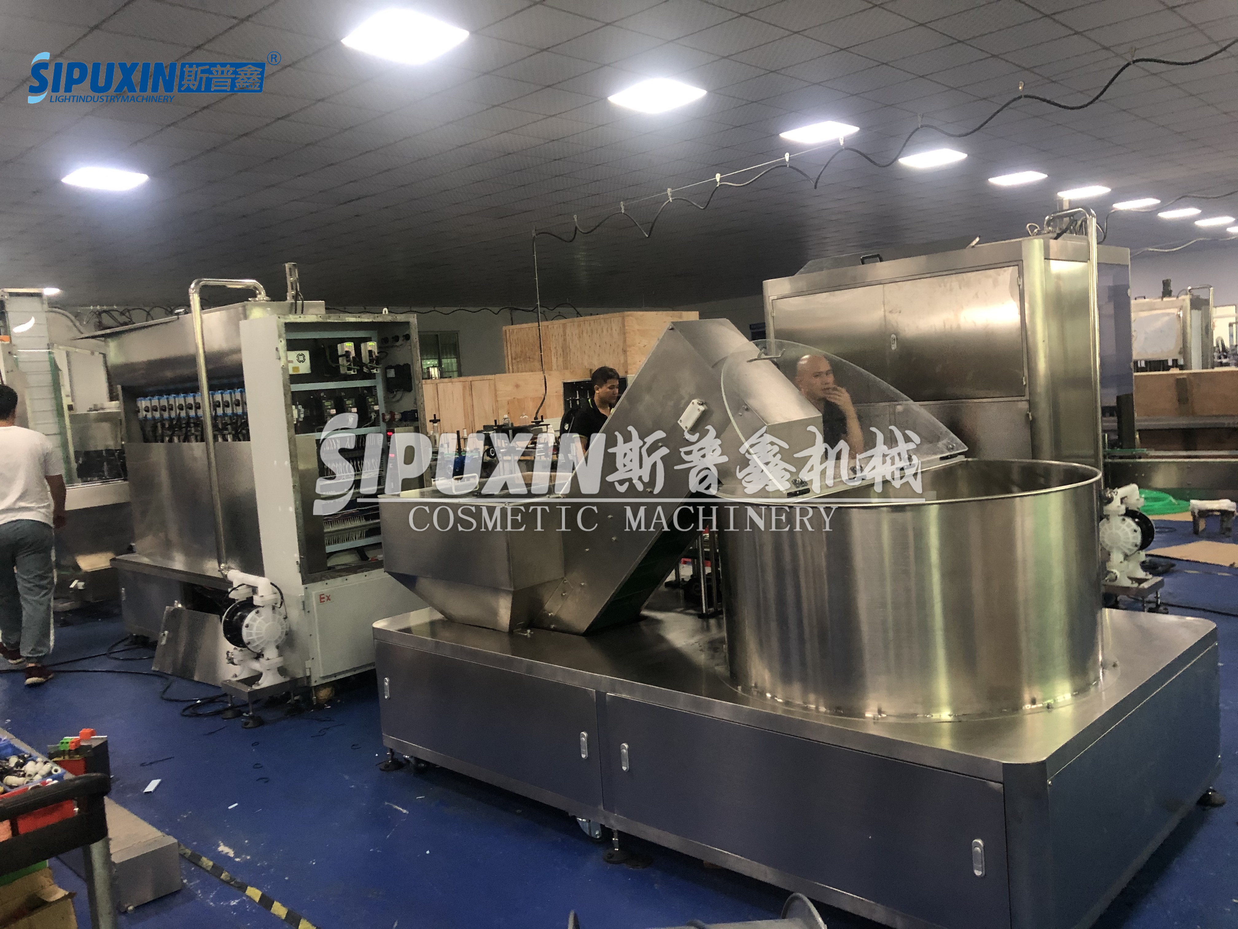 High Speed Bottle Unscrambler 14 Heads Servo Filling Capping Line