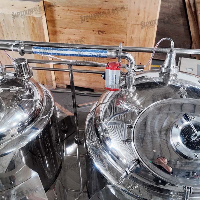 New Arrival 500L Standard Vacuum Emulsifier Mixer Hydraulic Lifting Type Vacuum Emulsifier Tank