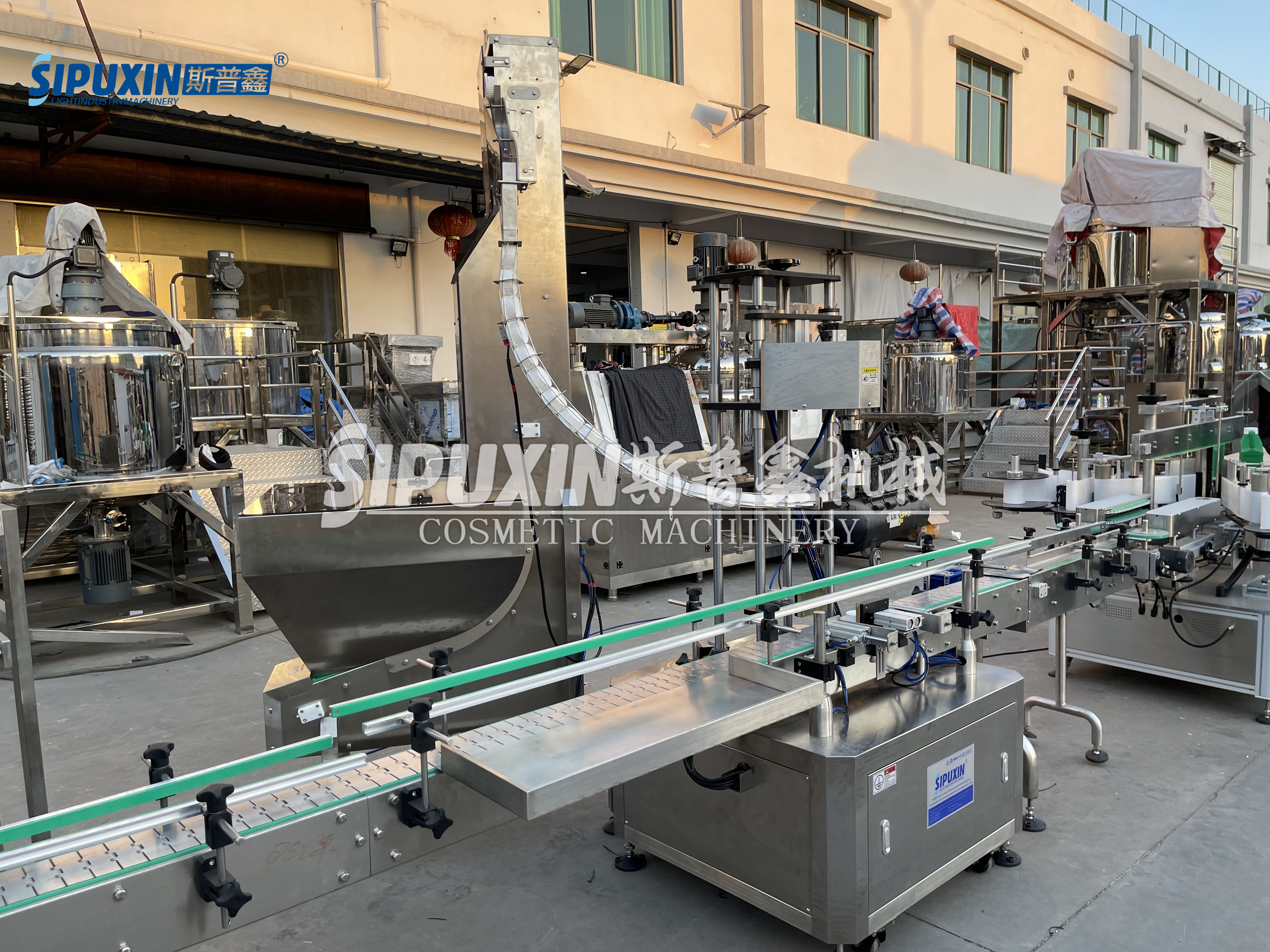 Full Automatic Servo Filling Plugging Capping Labeling Machine for Urea