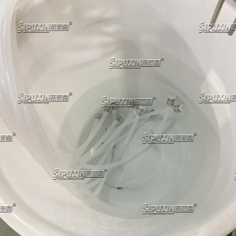 Semi-auto Water Filling Machine 10 Heads Juice Milk Filling Machine Beverage Filler Magnet Pump Filling Machine