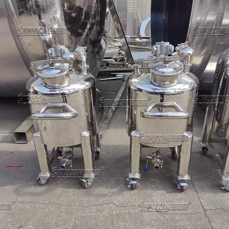 Sanitary Stainless Steel Pneumatic Tanks Sterile Storage Tank For Liquid Perfume Cream