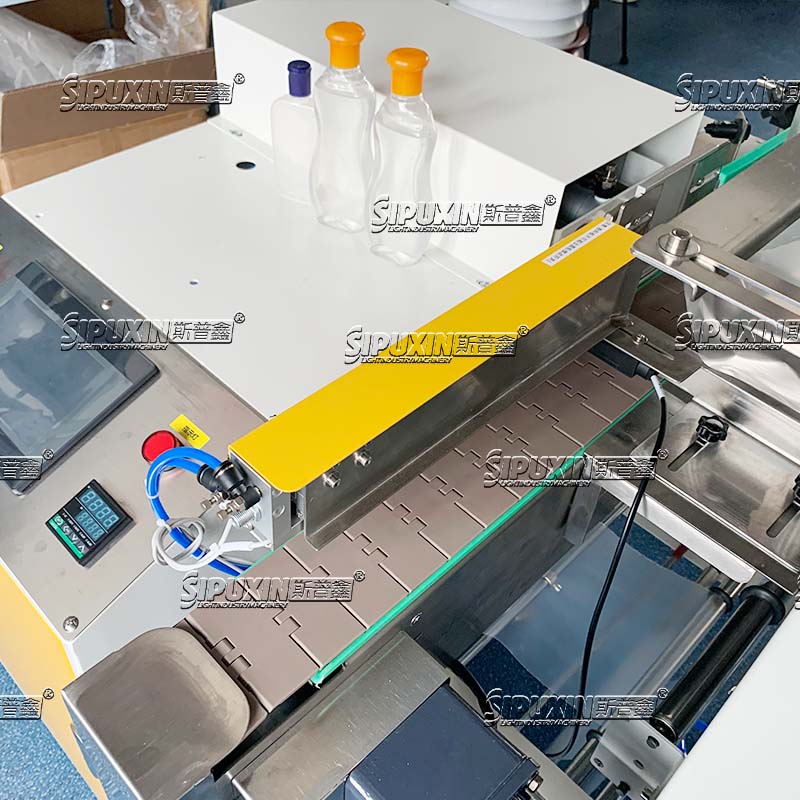 Automatic cuff packaging machine