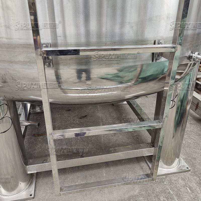 High-capacity Shampoo Storage Tank Stainless Sealed Chemical Storage Tank With Climbing ladder