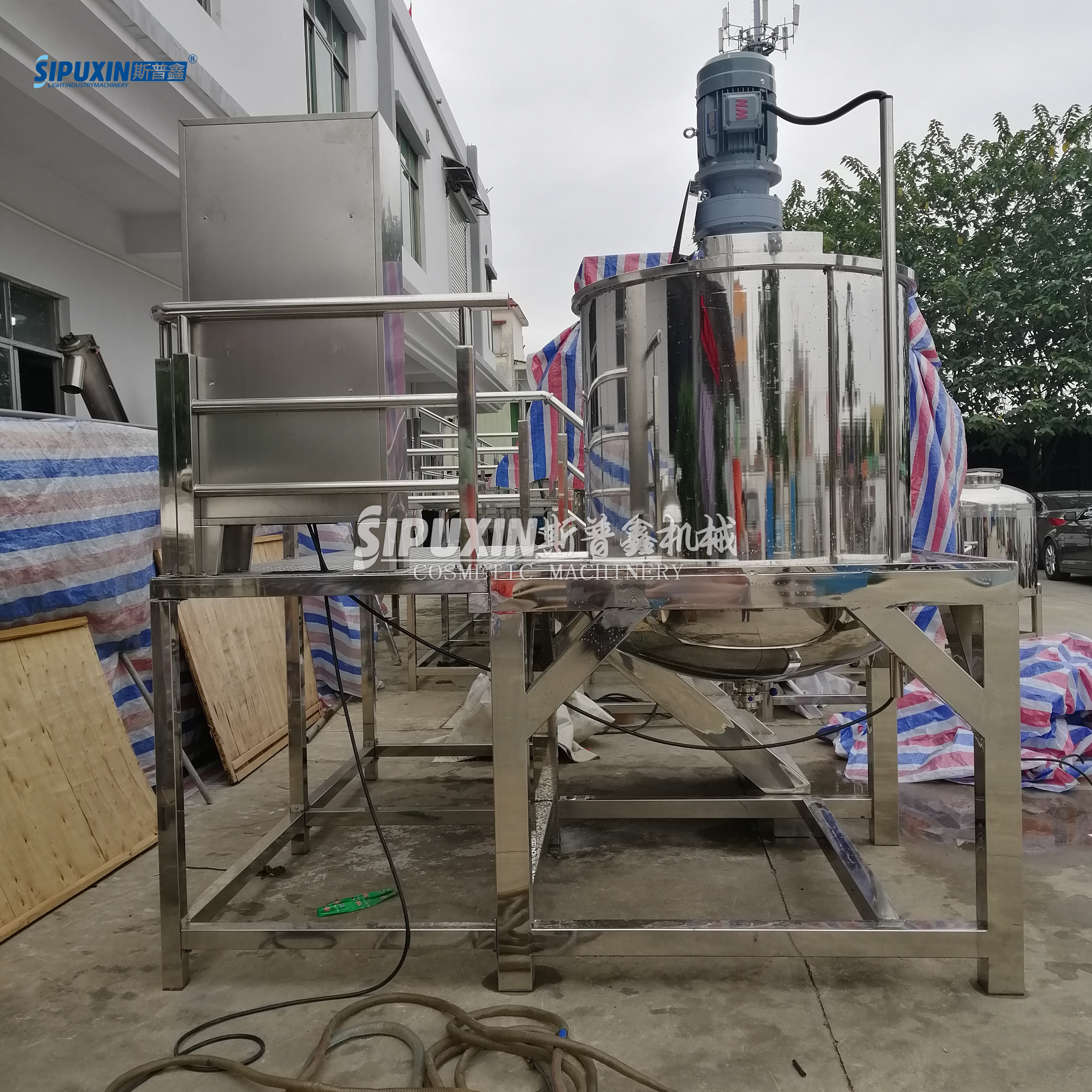 1000L Liquid Wash Homogeneous Mixing Machinery For Cosmetic Daily 