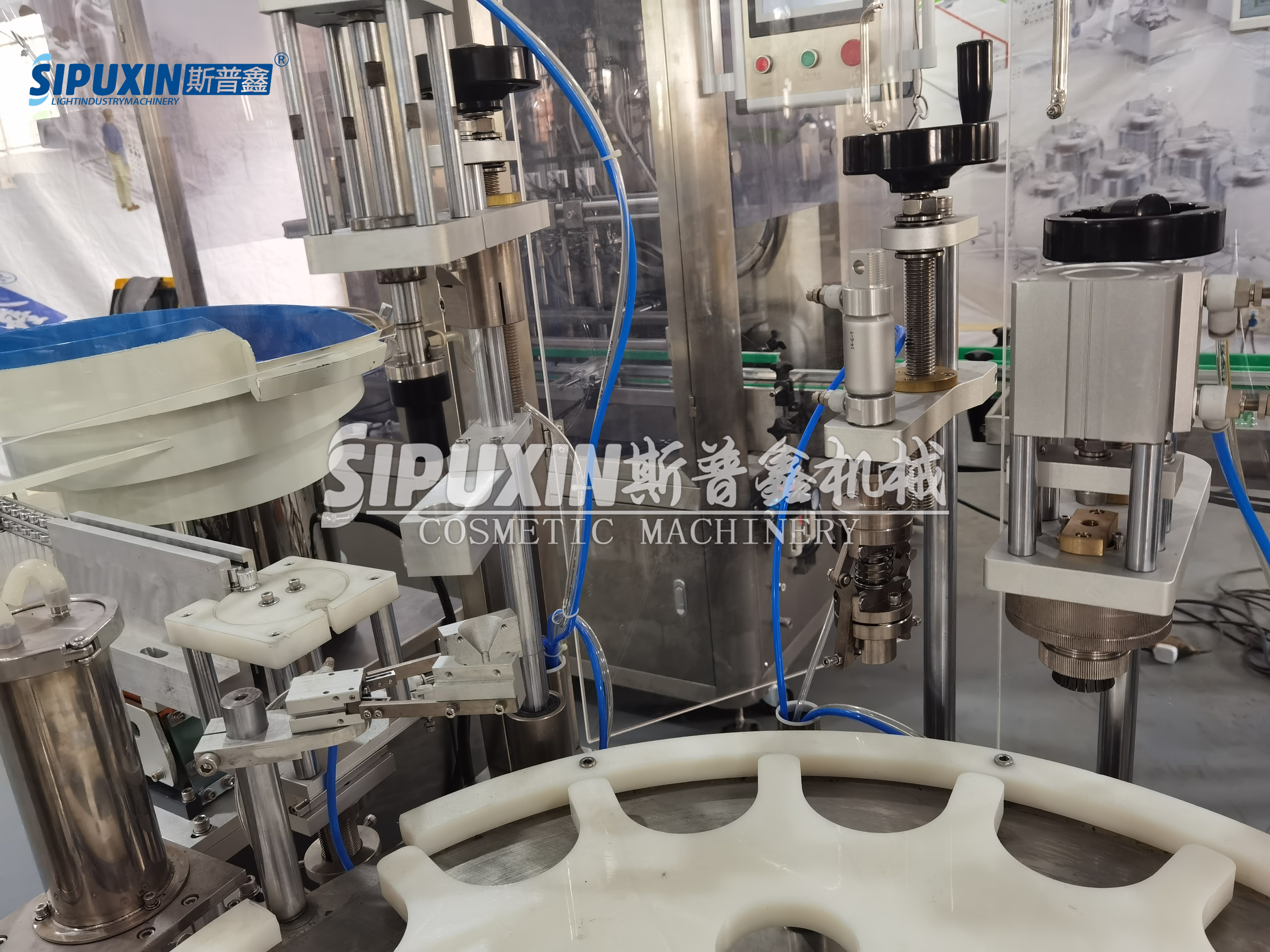 automatic perfume filling capping crimping (5)