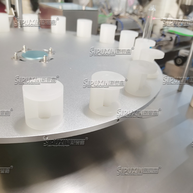 Perfume Chuck Type Filling Capping Machine for Small Volume Bottle
