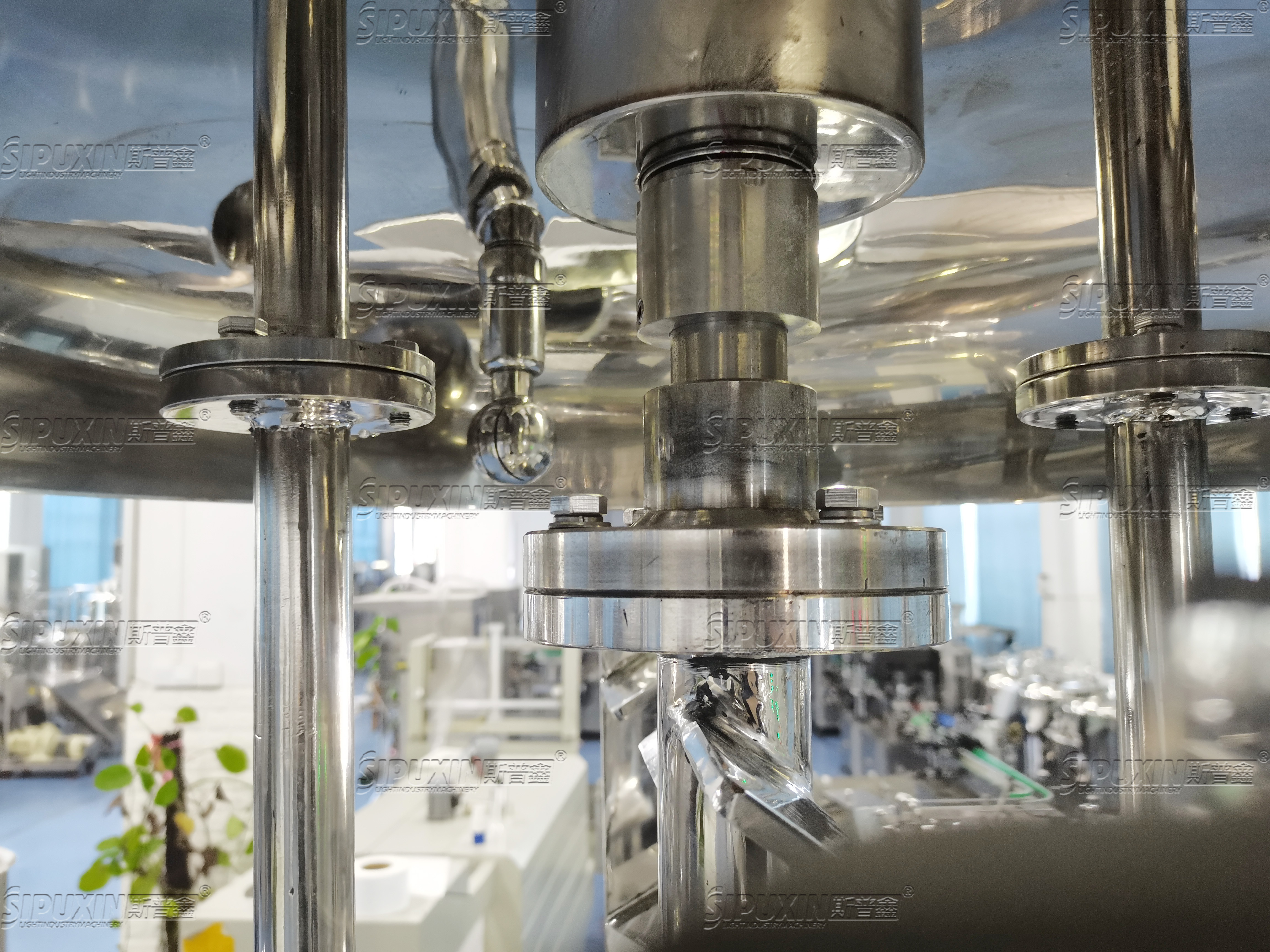 Vacuum Emulsifier Machine