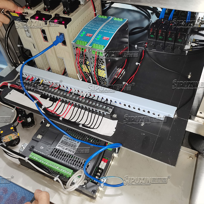 Perfume Chuck Type Filling Capping Machine for Small Volume Bottle