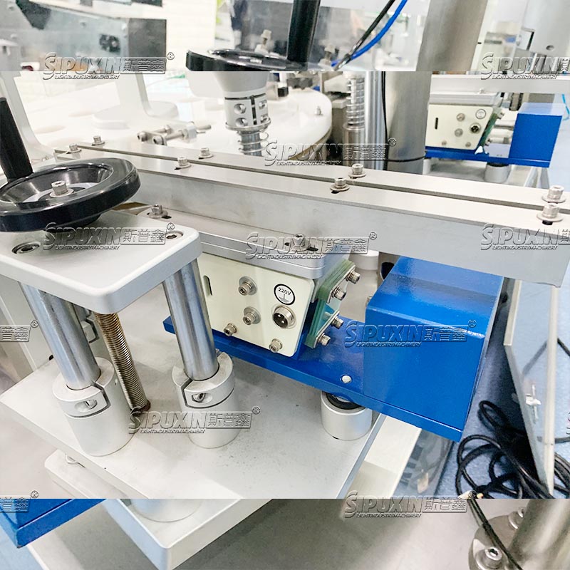 Fully Automatic Chuck Type Roll-On Bottle Filling & Capping Machine