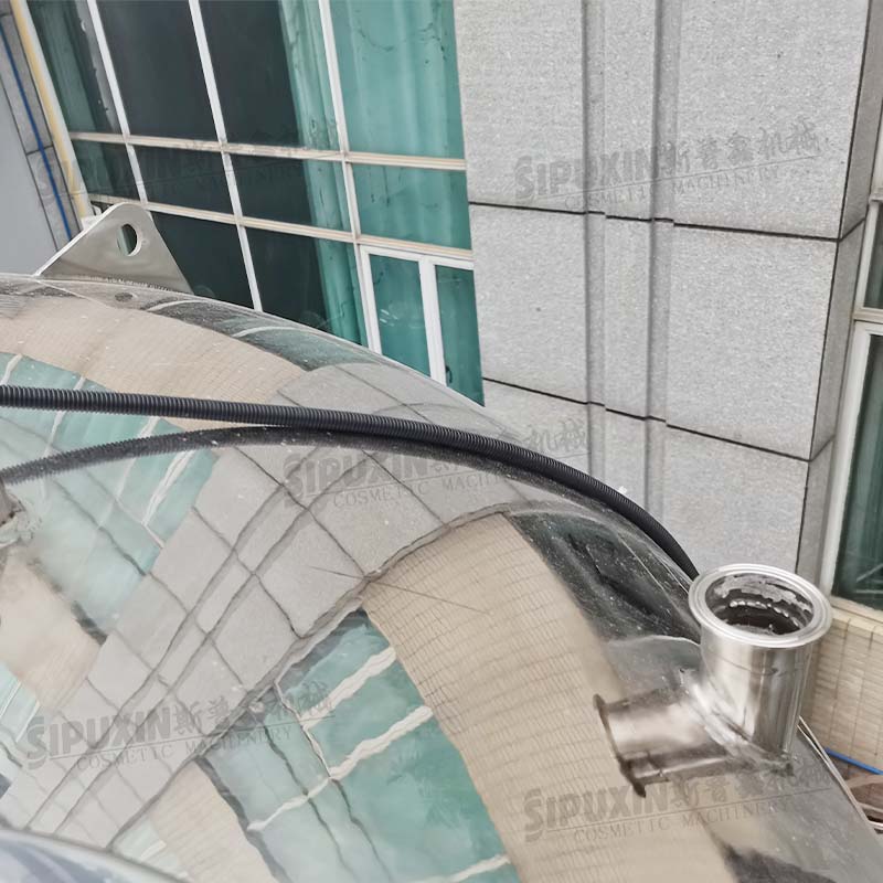 10000L SUS304 Stainless Steel Storage Tank Vertical Liquid Storage Vessel With Radar Level Transmitter