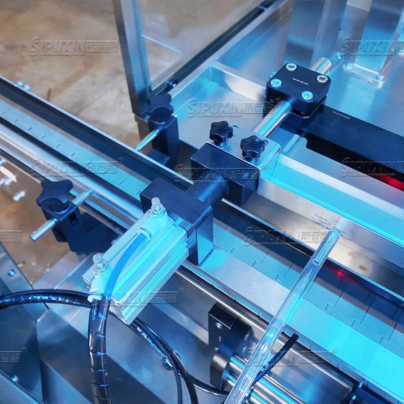 Full-auto 6 Nozzles Servo Motor Driven Piston Filling Machine