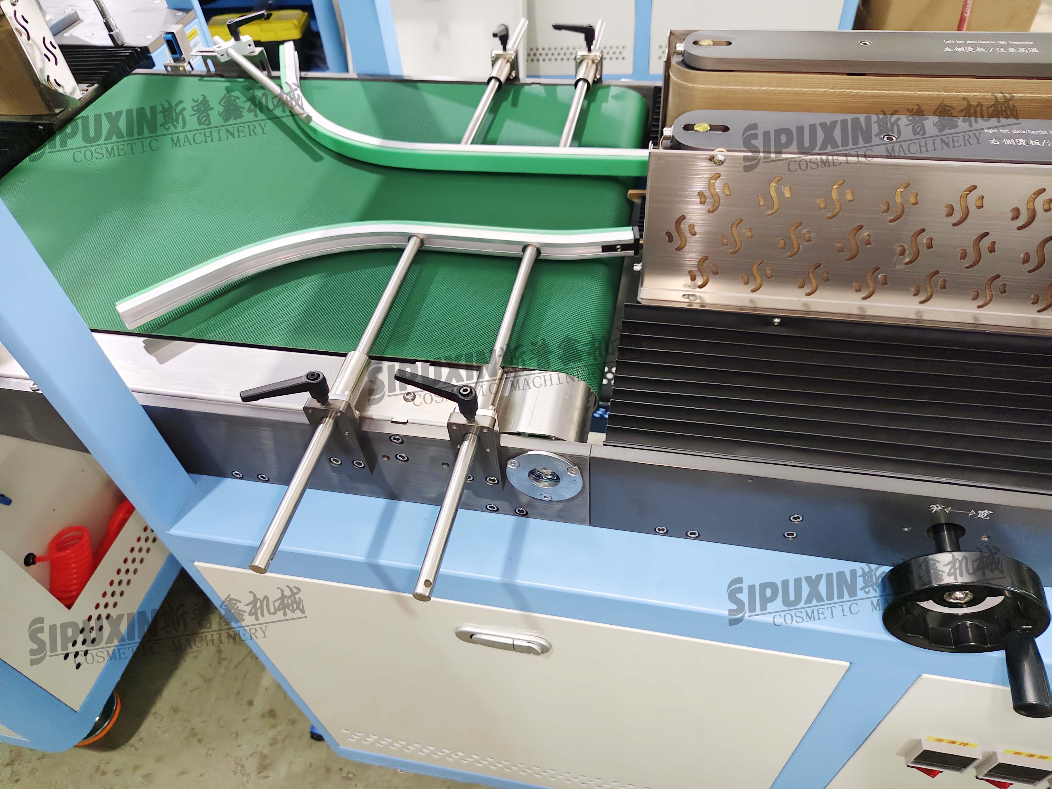 High-Speed Automatic Cellophane Packaging Machine for Cosmetic & Beauty Boxes